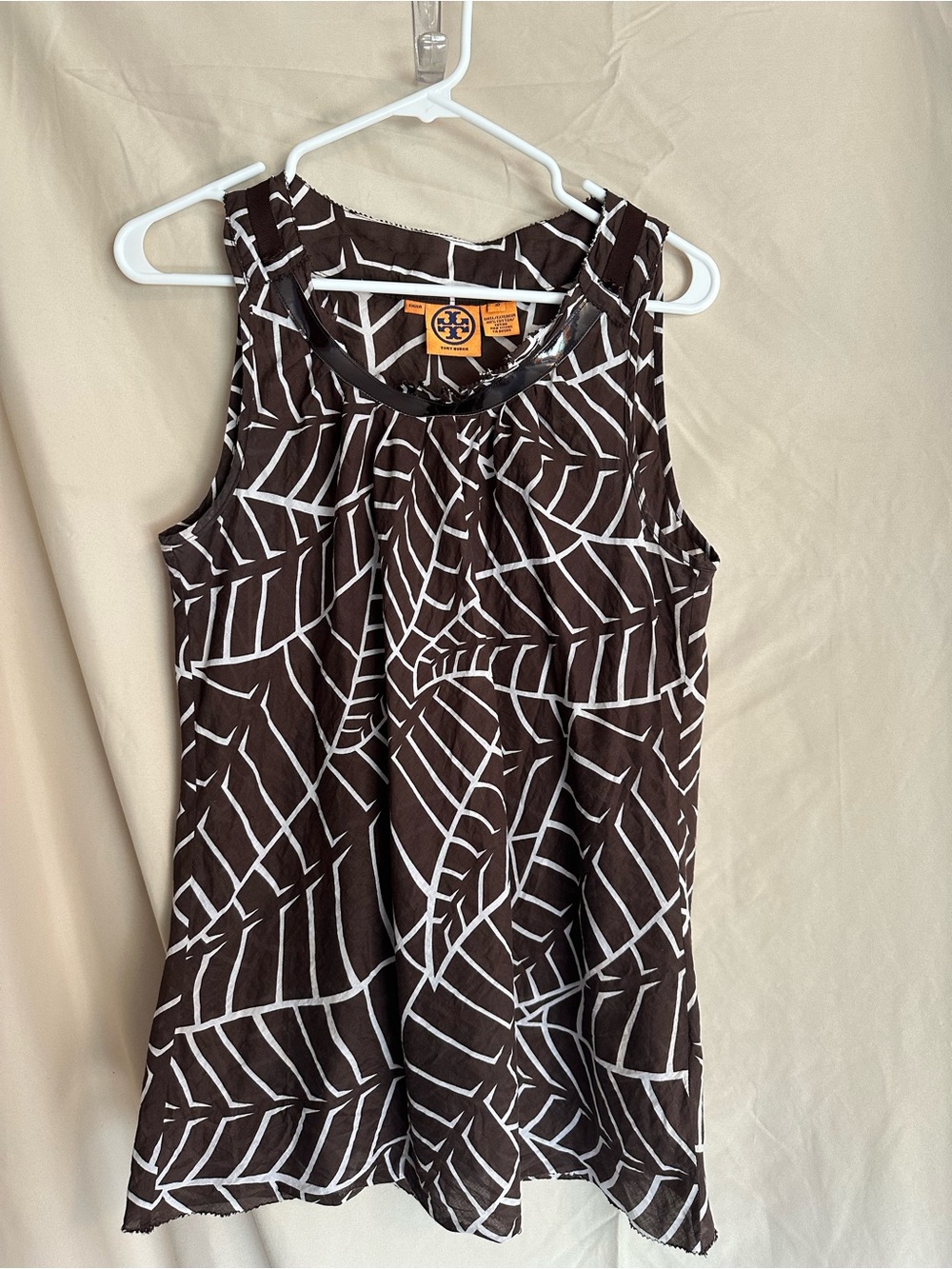Tory Burch Brown and White Leaf-Print Sleeveless Tank